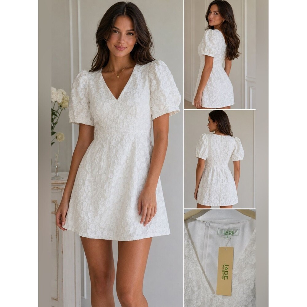 Jade Melody Tam White Floral Jacquard Mini Dress Puff Sleeve V-Neck NWT Size S